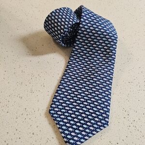 Vineyard Vines Blue Fish Pattern 100% Silk Tie